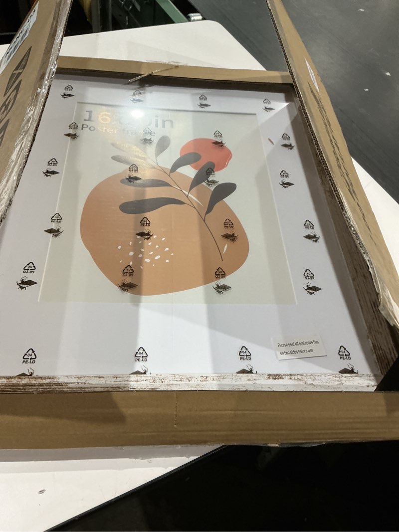 Condition photo showing Good Condition for irahmen 16x20 picture frame set of 2 with plexiglass, distressed white wood poster frame display 11x14 picture with mat or 16 x 20 without mat for photo wall mounting distressed-white 16x20