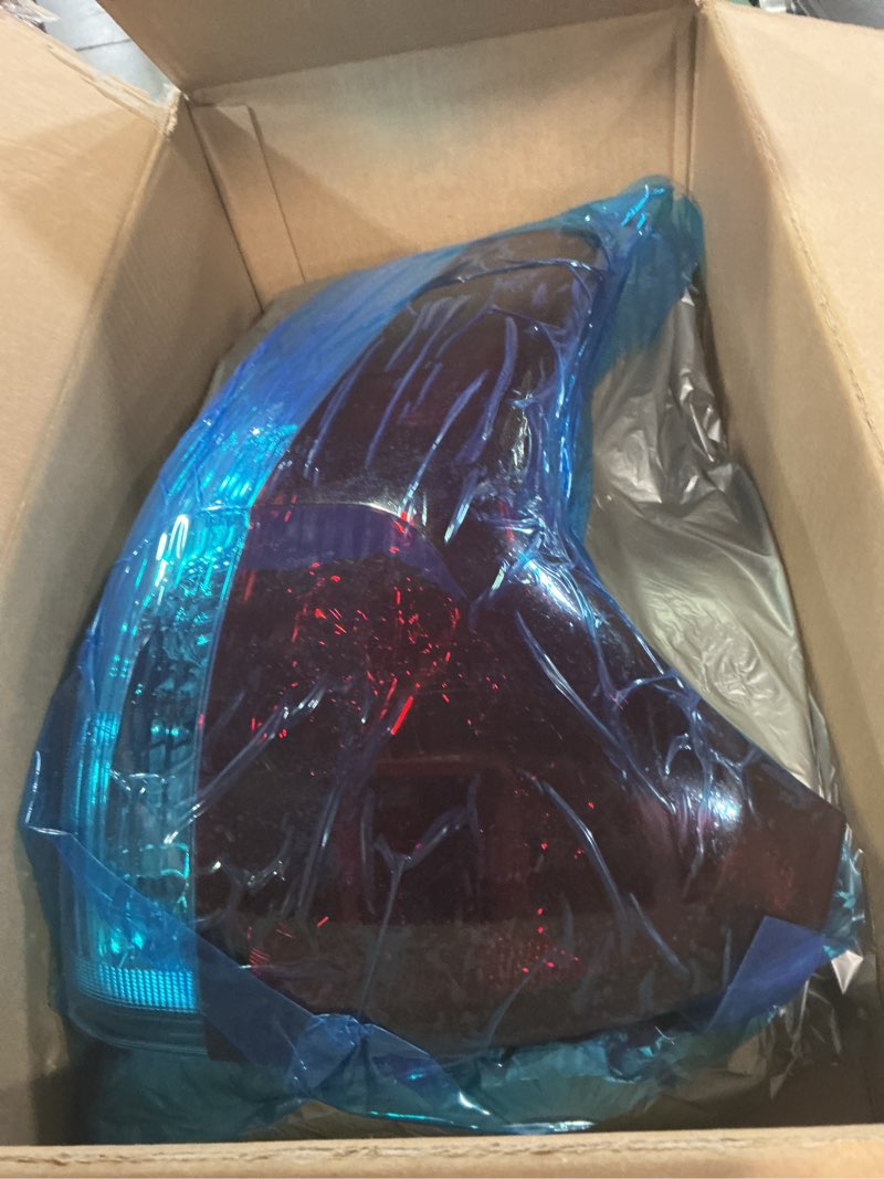 Condition photo showing New/Like New for wflnhb left side tail light replacement for toyota sienna 2011 2012 2013 2014 rear tail light lamp assembly to2804107 8156008030 driver side