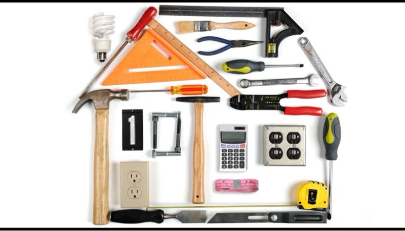 Assorted Home Improvement Lot (Small Tools, Screw, Home Accessories, etc.)
