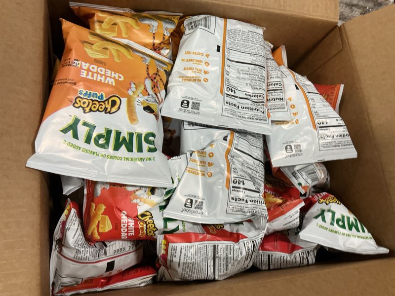 Condition photo showing Good Condition for Best by 02/05/27 Simply, Cheetos White Cheddar Puffs & Crunchy Variety Pack, 0.875 Ounce (Pack of 36) Simply Cheetos Crunchy & Puffs 36 Count (Pack of 1)