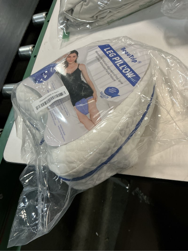 Condition photo showing Good Condition for beautrip knee pillows for side sleepers premium memory foam wedge leg pillow cushions support with washable cover for sciatica back hip joint knee pain relief (bm67-us-white)