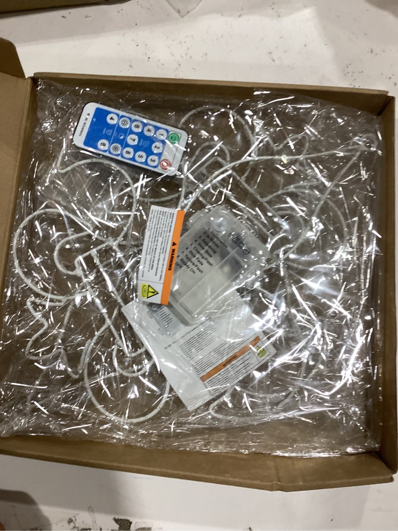 Condition photo showing New/Like New for 2 Pcs Mardi Gras Window Lights Mardi Gras Window Decorations Fleur De Lis Hanging Light up with Suction Cup Remote Control Battery Operated Indoor Outdoor Light for Home Decor 2 Mardi Gras