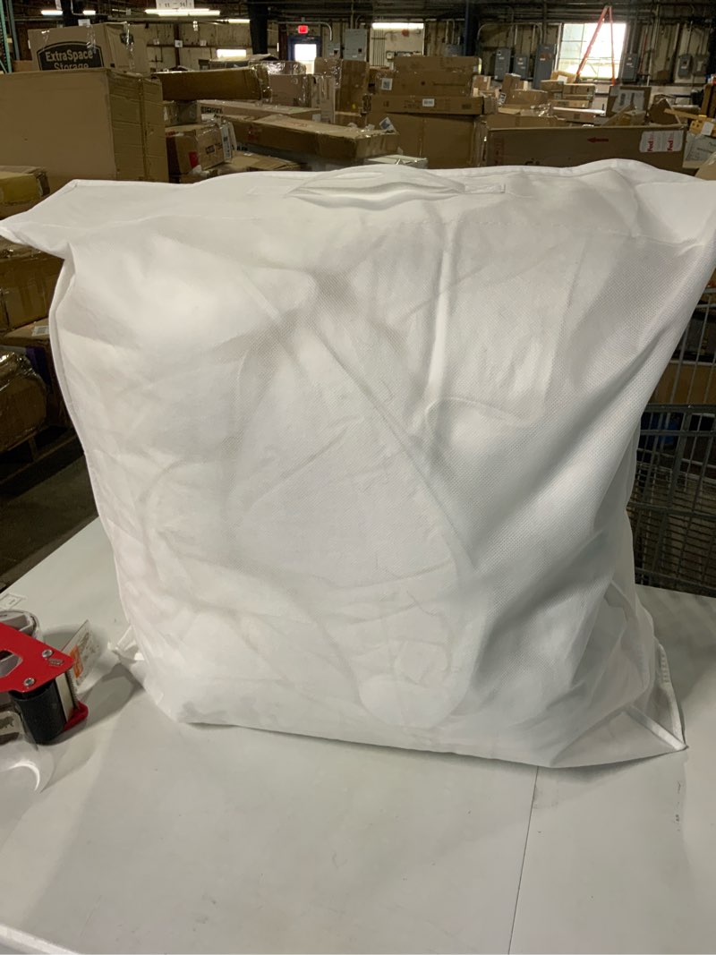 Condition photo showing New/Like New for quince premium down king alternative comforter