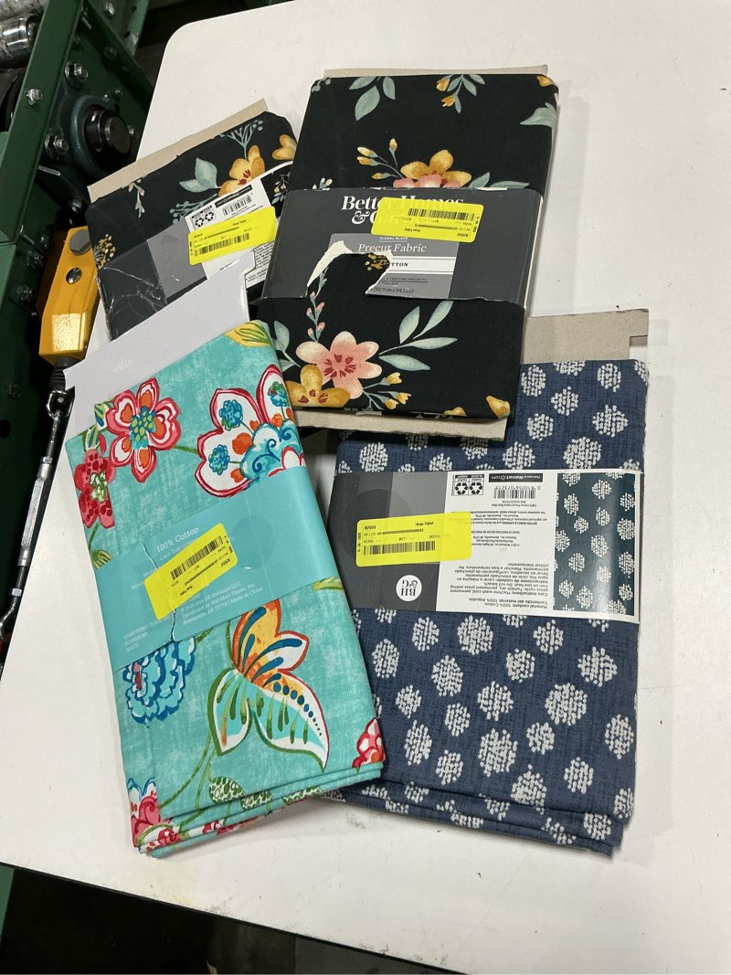 Condition photo showing Good Condition for (different style and color) pack of 4) better homes & gardens 100% cotton dots blue  2 yard precut fabric