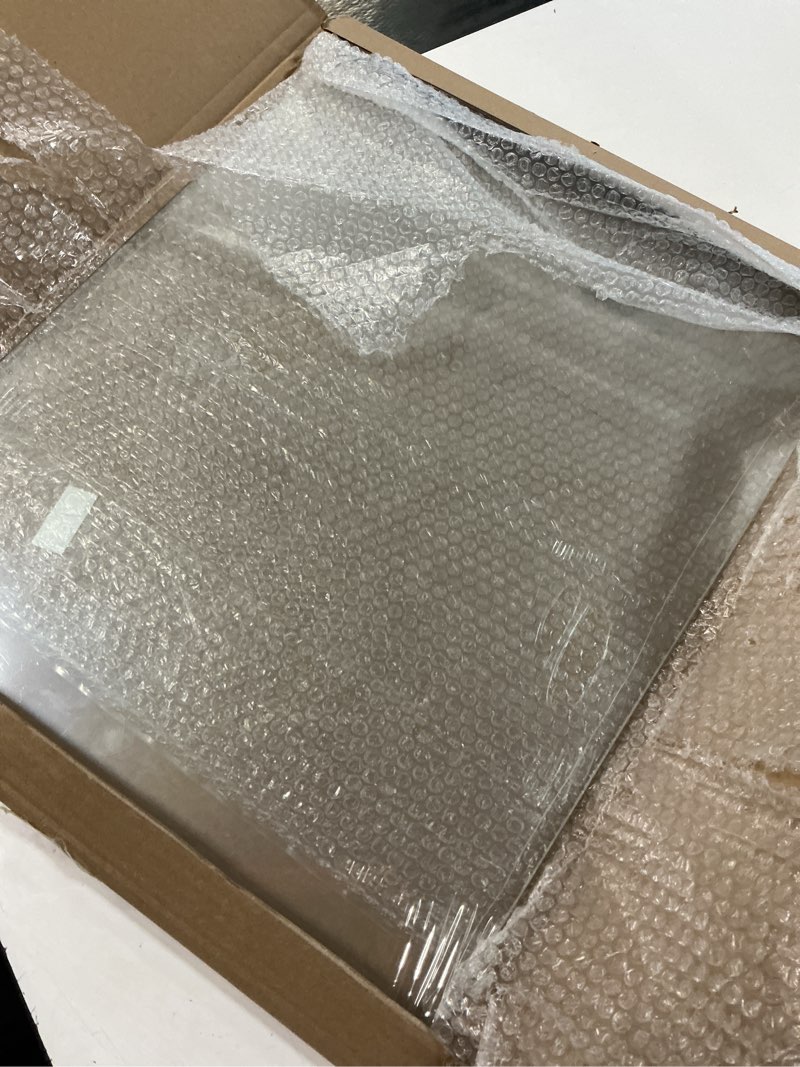 Condition photo showing Good Condition for tempered glass cutting board for kitchen, clear glass board for countertop, with non-slip feet, heat resistant, extra large size 16x20" 1pcs 1pcs clear (16*20inch)