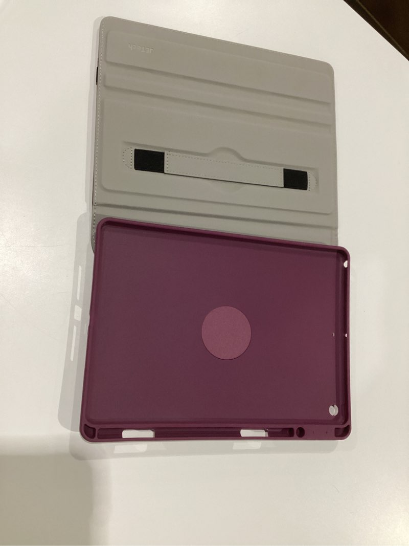 Condition photo showing Good Condition for JETech Rotating Case for iPad 9/8/7 (10.2-Inch, 2021/2020/2019 Model, 9th/8th/7th Generation) with Pencil Holder, 360 Degree Rotation Protective Stand Cover Clear Back, Auto Wake/Sleep (Navy)