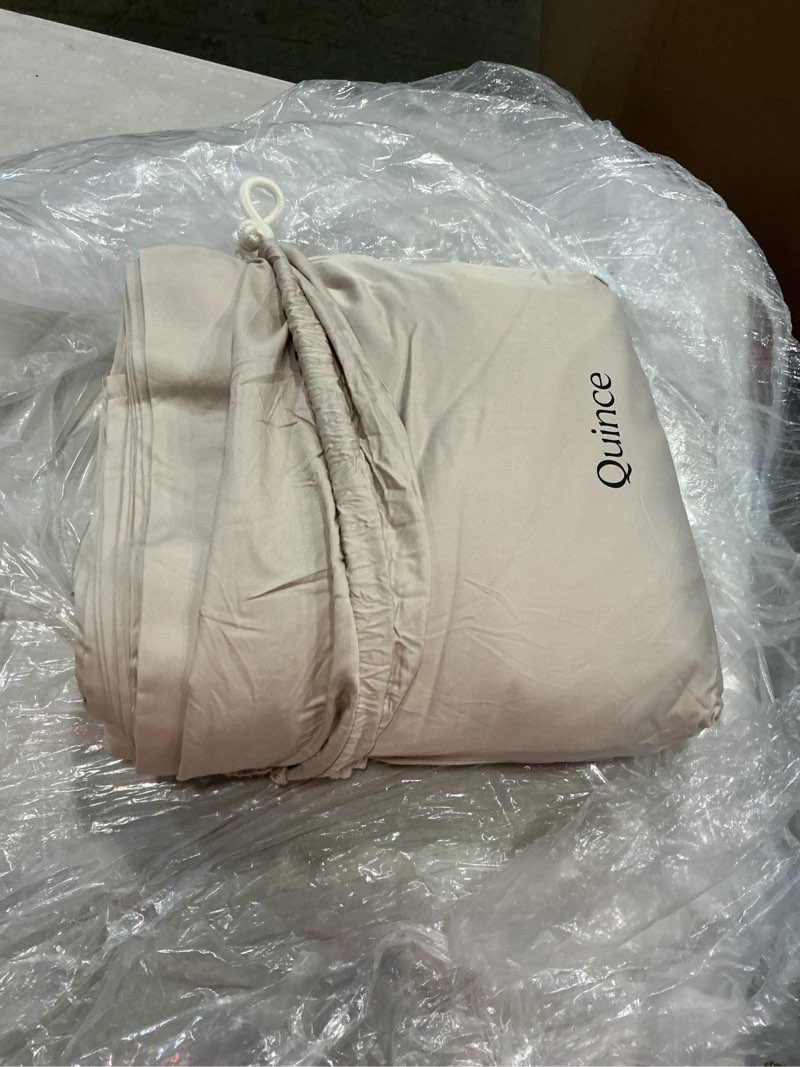 Condition photo showing Good Condition for bamboo sheet set king 
