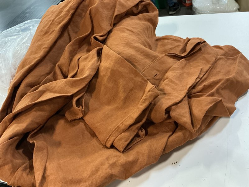 Condition photo showing Good Condition for european linen duvet cover set, king/cal king, terracotta