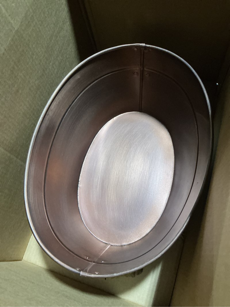 Condition photo showing Good Condition for G.E.T. BT-1712-ACPR Copper Beverage Tub with Rope Handles, 3 Gallon 3 Gallon Antique Copper