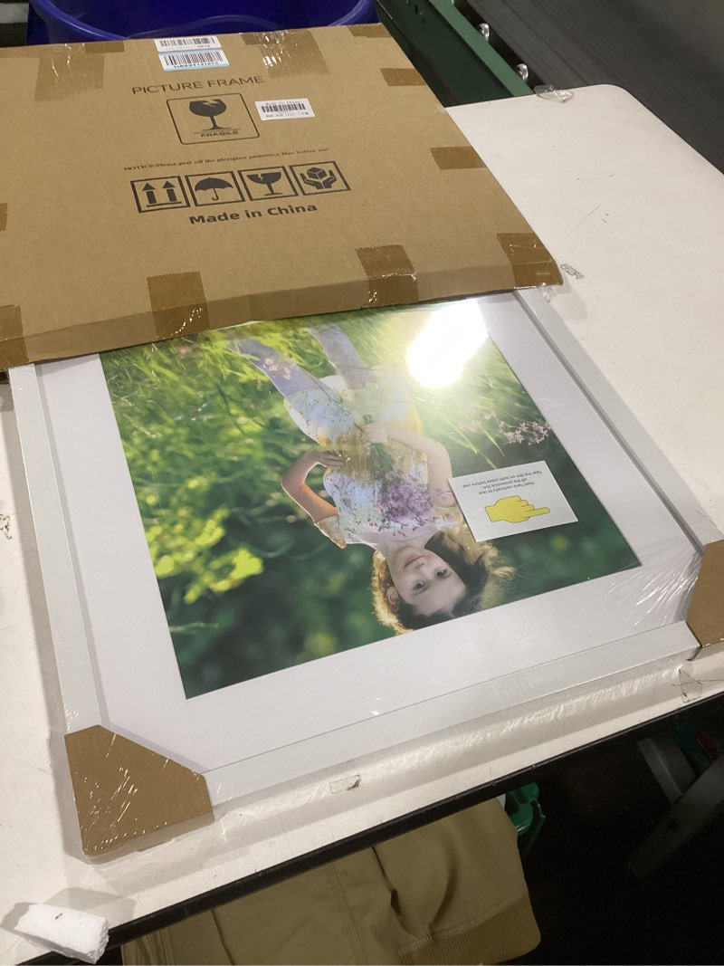 Condition photo showing New/Like New for 17x17 White Picture Frame Mat for 13x13 Photo Wall Mounting Poster Frame-1pcs White 17x17