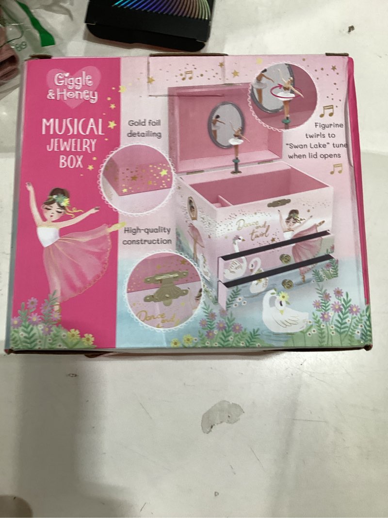 Condition photo showing New/Like New for Giggle & Honey Musical Ballerina Jewelry Box for Girls - Kids Music Box with Spinning Ballerina, Ballet Birthday Gifts for Little Girls, Jewelry Boxes, 6.8 x 5.3 x 6 in - Ages 3-10, Pink Twirling Ballerina