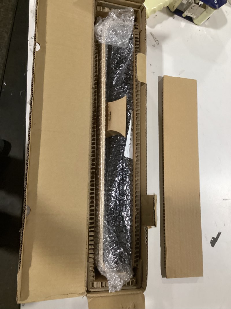 Condition photo showing Good Condition for Kazai. Wall-Mounted Coat Rack 'Toke' - Modern Design Coat Rack with Hidden Wall Hooks - Solid Wood Veneer Panel Coat Hanger - Oak 5 Hooks Oak