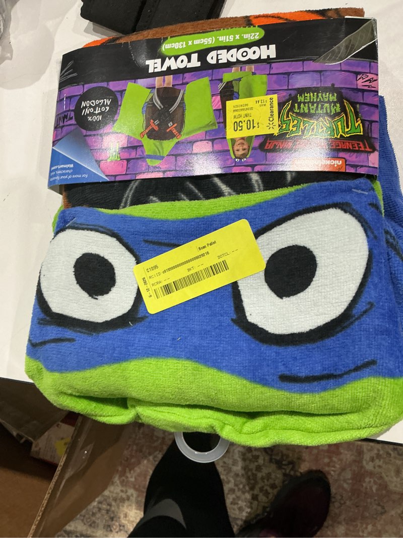 Condition photo showing Good Condition for teenage mutant ninja turtles kids cotton hooded towel