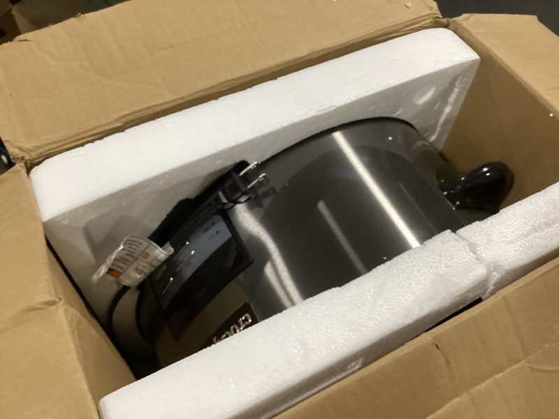 Condition photo showing Good Condition for crock-pot large 8-quart programmable slow cooker with auto warm setting black stainless steel
