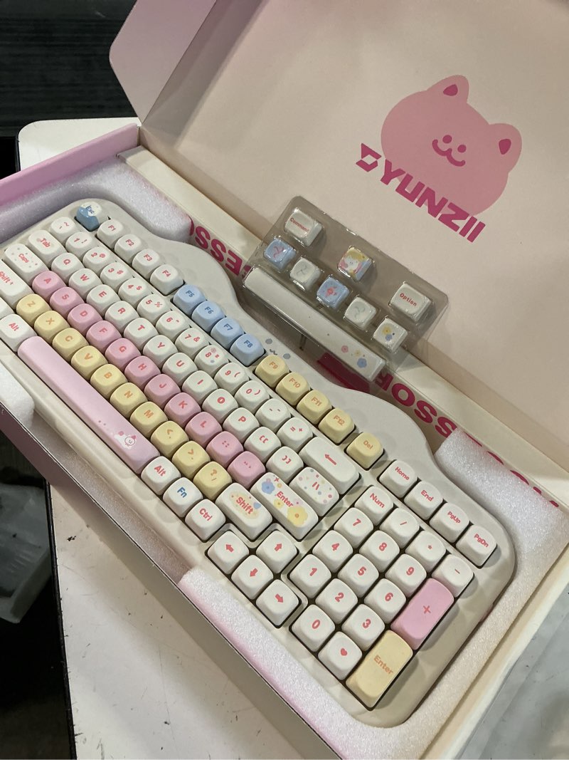 Condition photo showing New/Like New for yunzii c98 wireless mechanical keyboard with number pad,99 key bt5.0/2.4g/usb-c hot swap gasket mount with pbt moa keycaps,custom rgb,cute cake keyboard for win/mac (beige, candy linear switch) beige candy linear switch