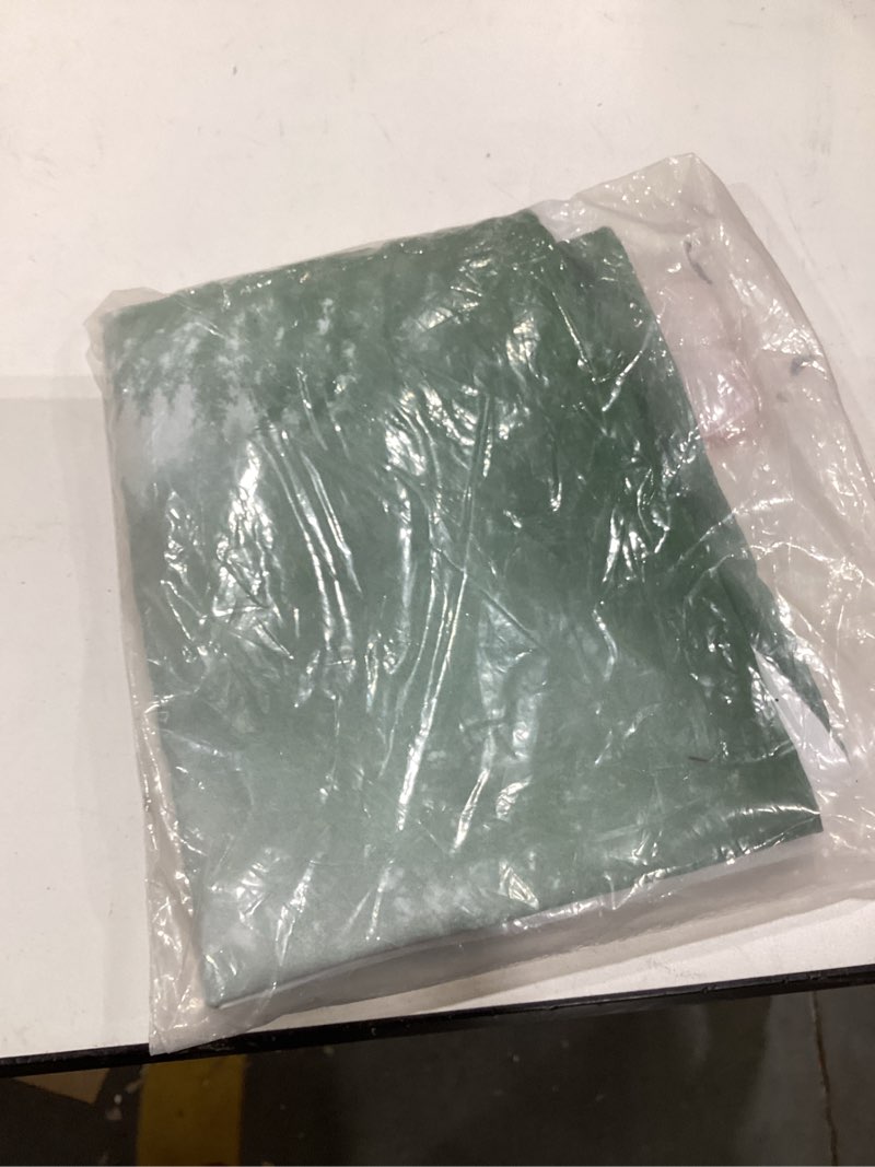 Condition photo showing Good Condition for society6 nature magik green forest adventure pillowcase(s) comforter set with pillow sham(s), queen/full green forest adventure queen / full