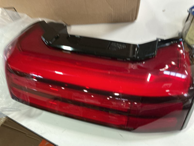 Condition photo showing Good Condition for HMYHBD Driver’s left side rear light for2022-2023