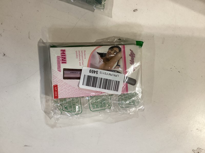 Condition photo showing New/Like New for tongtletech mini rotatable lady shaver electric bikini facial precision trimmer eyebrow shaper razor kit underarm leg body hair remover(battery operated) … pink