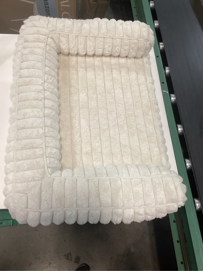Condition photo showing Good Condition for cream fluffy comfort orthopedic dog and cat sofa bed
