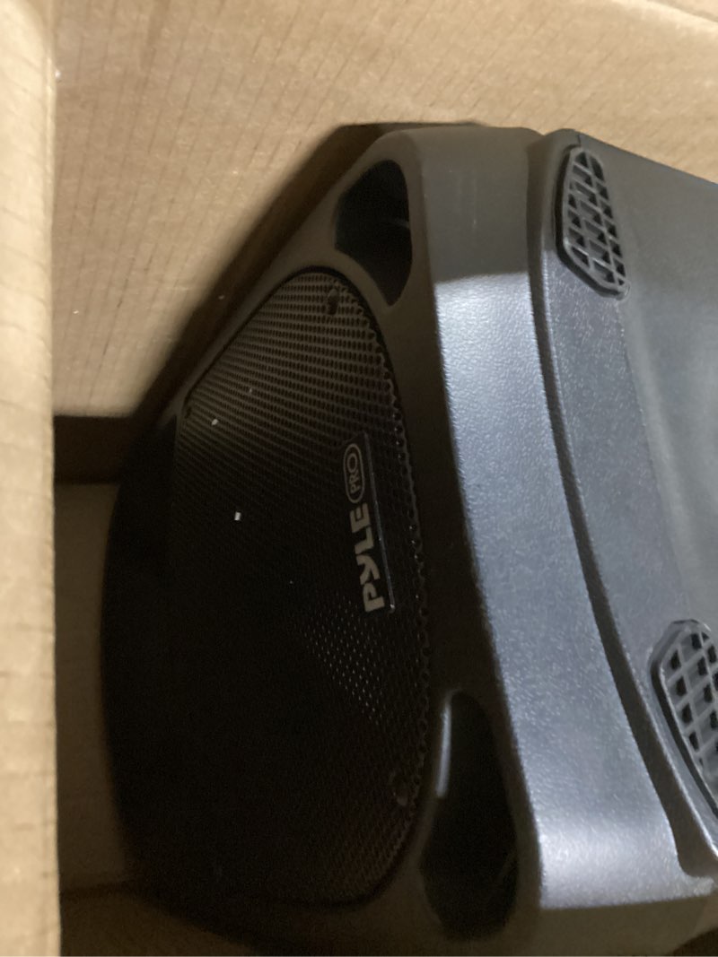 Condition photo showing New/Like New for pyle psbt105a - 1000w portable bluetooth pa speaker, 10'' subwoofer, uhf wireless mic, mp3/usb/sd, rechargeable battery, led battery indicator lights, black