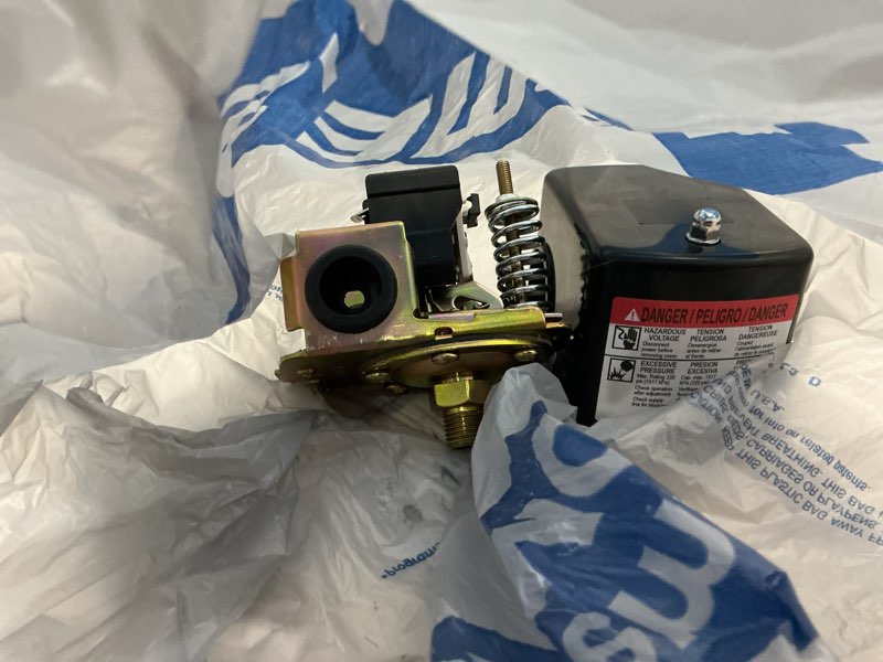 Condition photo showing As Is for h2opro 40/60-psi polyethylene pressure switch