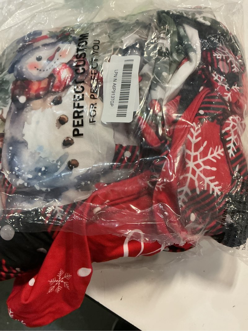 Condition photo showing Good Condition for 6Pcs Christmas Chair Covers Set - Stretch Elastic Edge, Removable Red Chair Protectors, Suitable for Dining Room/Kitchen Chairs Red Plaid Christmas 6