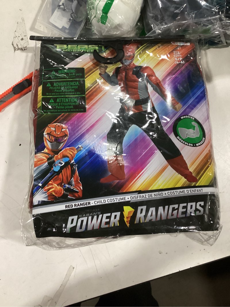 Condition photo showing Good Condition for Red Ranger Beast Morphers Classic Muscle Child Costume S (4-6)