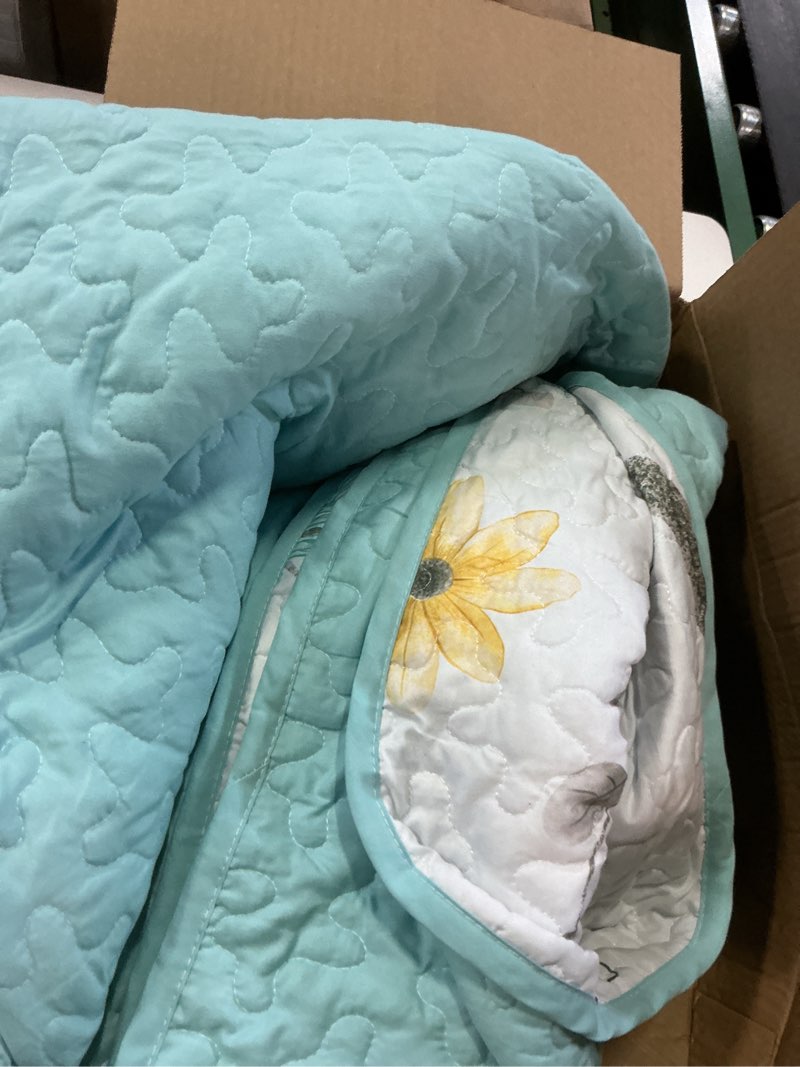 Condition photo showing As Is for dinjoy quilt set full size aqua, floral bedspreads 3 pieces reversible quilts bedding set microfiber lightweight bedspread coverlet farmhouse set for women girls 78"x90" aqua full
