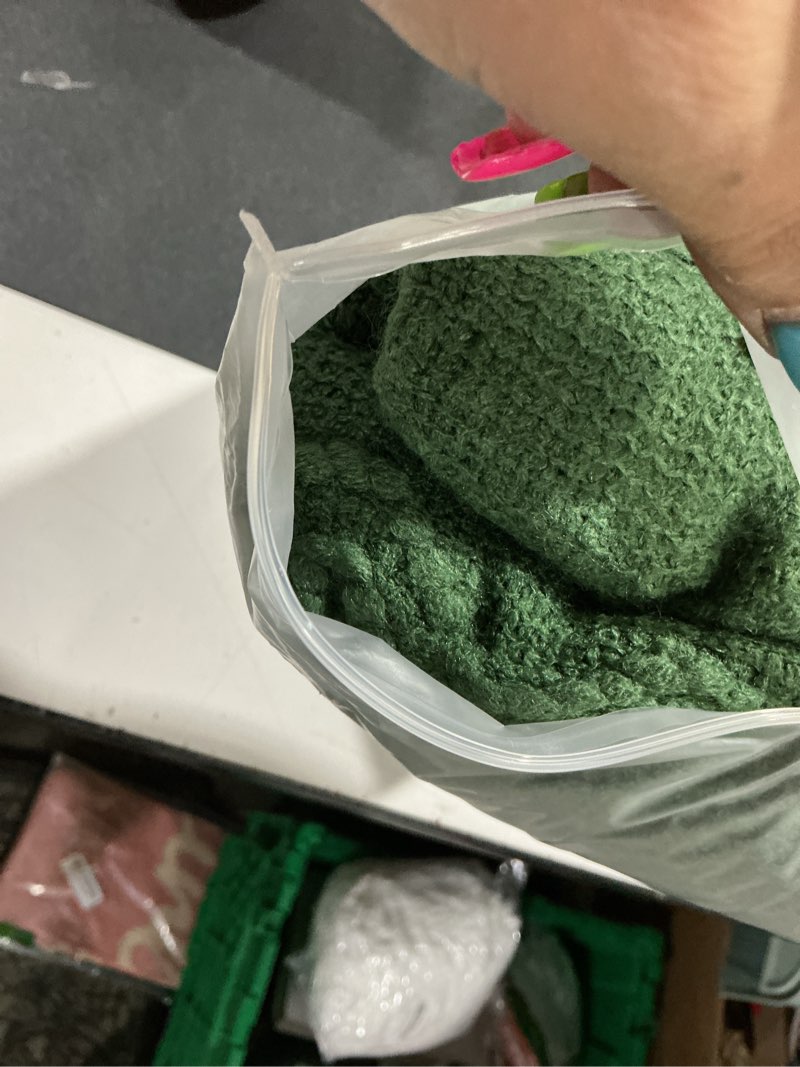 Condition photo showing Good Condition for miulee dark green knitted throw blanket for couch boho textured cozy woven blanket with tassels for sofa chair bed living room acrylic wave pattern 50"x60" 50" x 60" dark green
