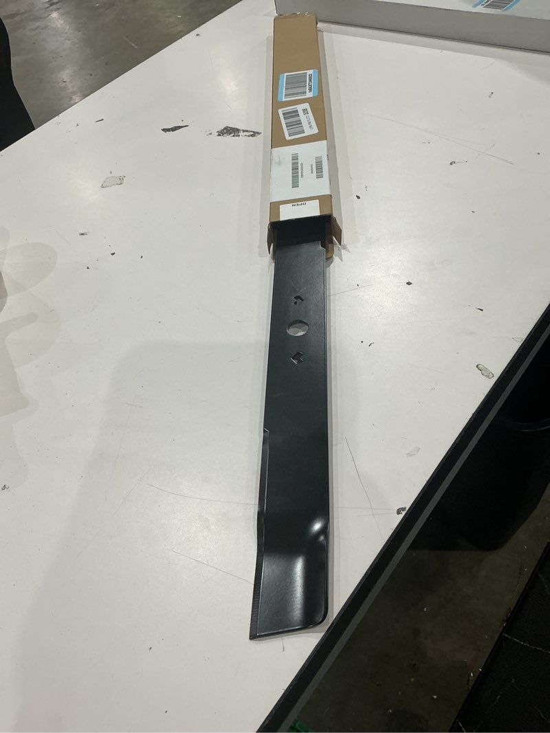 Condition photo showing Good Condition for gicool 1-pack 21" lawn mower blade, compatible with greenworks 21" deck mower, replaces models mo40l03, mo48l4422, mo40l4413