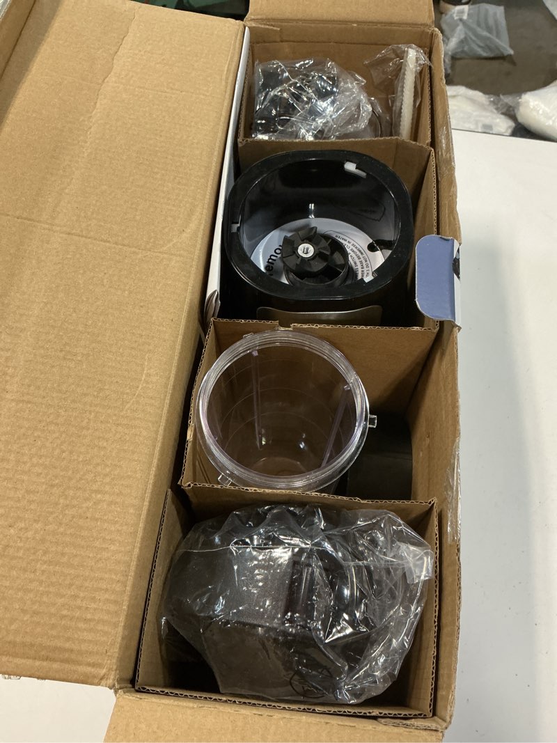 Condition photo showing Good Condition for ganiza blender for smoothies, 14pcs personal blender for shake and smoothies for kitchen with 3 portable cups (1x24oz & 2x17oz), single serve smoothie maker, nutritious recipe black silver