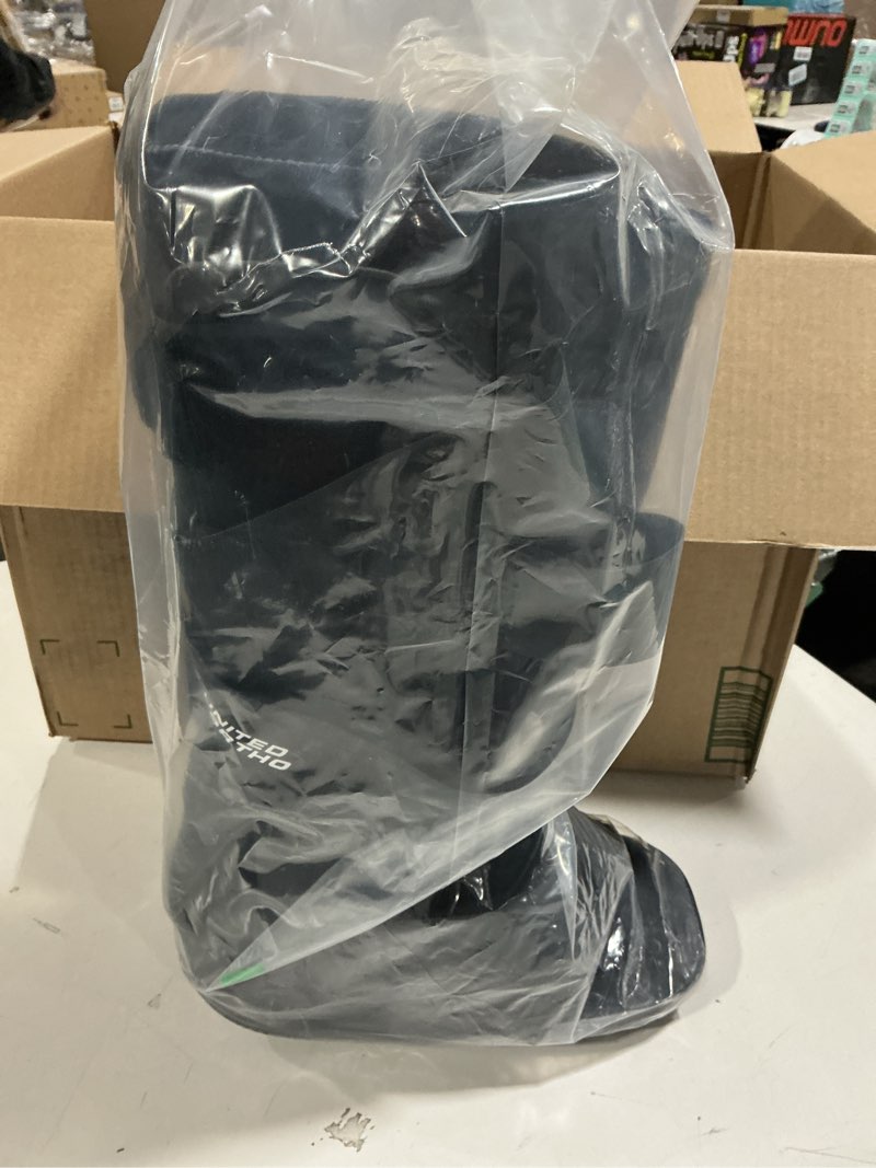 Condition photo showing Good Condition for United Ortho Cam Walker Fracture Boot, Medium, Black Black Medium