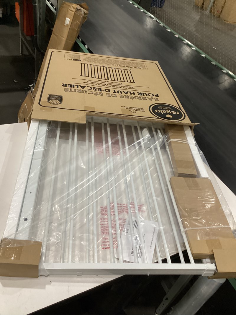 Condition photo showing New/Like New for regalo 2-in-1 stairway and hallway wall mounted baby gate, bonus kit, includes banister and wall mounting kit