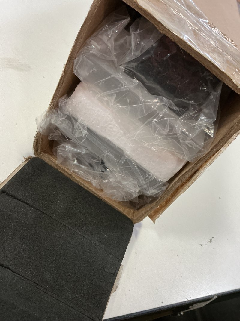 Condition photo showing Good Condition for 2Pack 31.5inch Long Outdoor Modern LED Wall Light,24W Waterproof IP65 Warm White 110V led Wall Mount Lighting Fixture Rectangular Black Wall Lights Elegant Frosted White Acrylic Anti Rust 2Pack-31.5inch