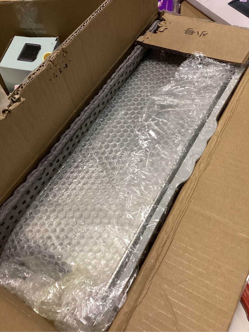 Condition photo showing Good Condition for Henkelion Stainless Steel Cat Litter Box with Lid, 20" L x 14.2" W x 11.8" H, Extra Large Litter Box for Big Cats with High Sided, Anti-Urine Leakage, Easy Cleaning, Include Cat Mat and Scoop