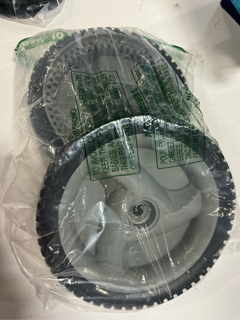 https://lotting-media.assets.bidfta.com/lotting_6aadbd34-693b-41ab-abe3-064d4d5cd708