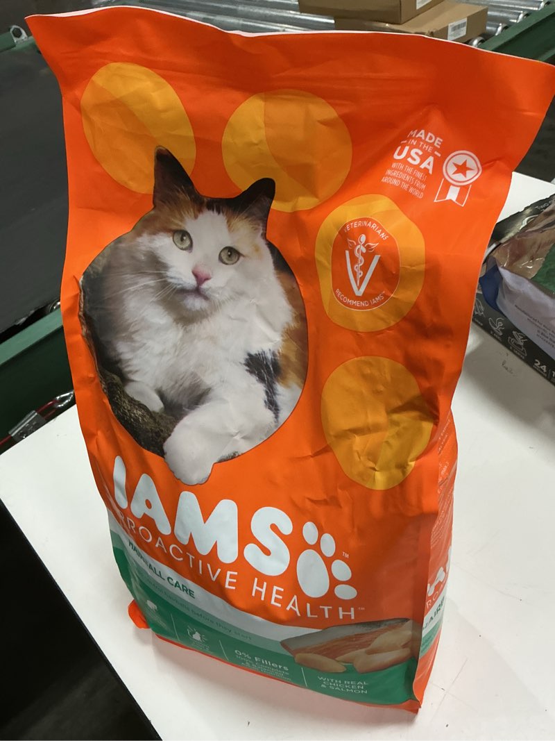 Condition photo showing Good Condition for (best by aug 09/2027) iams proactive health adult hairball care protein-rich hairball control dry cat food with chicken and salmon, 7 lb. bag 3.18kg adult - hairball care