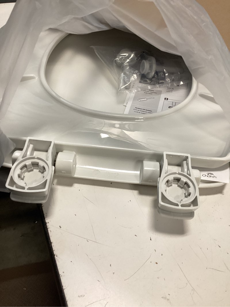 Condition photo showing Good Condition for bemis 7300slec slow close toilet seat, easy clean hinges and durable plastic seat, made in usa, elongated, white