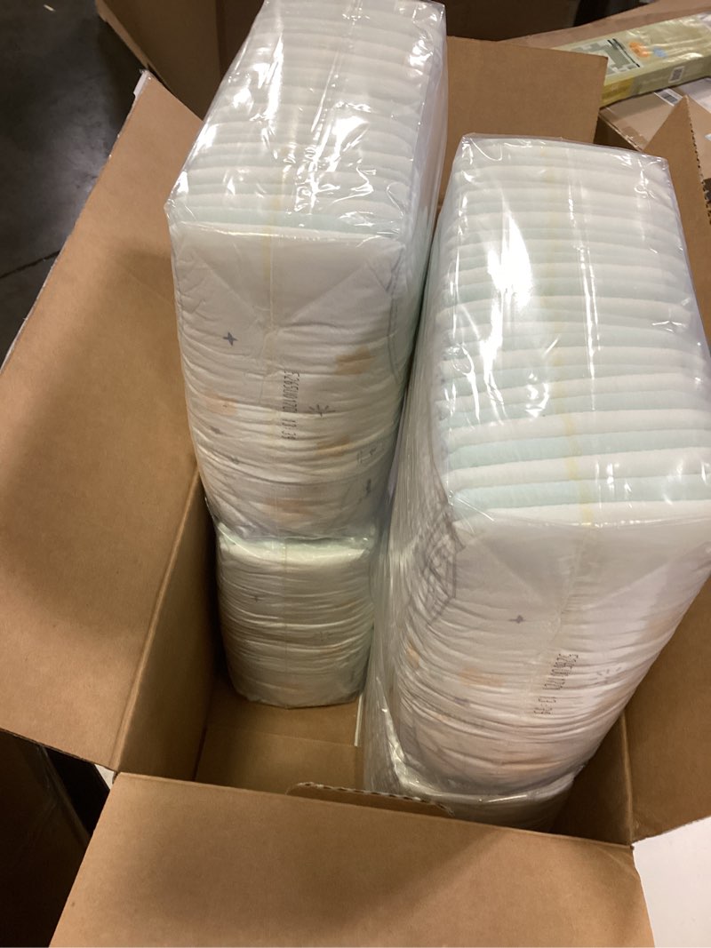 Condition photo showing New/Like New for Pampers ZZZ Overnight Diapers, Size 4 (22-37 lbs), 104 Count, Nighttime Protection Disposable Baby Diaper, Night Time Leak and Skin Protection Size 4 104