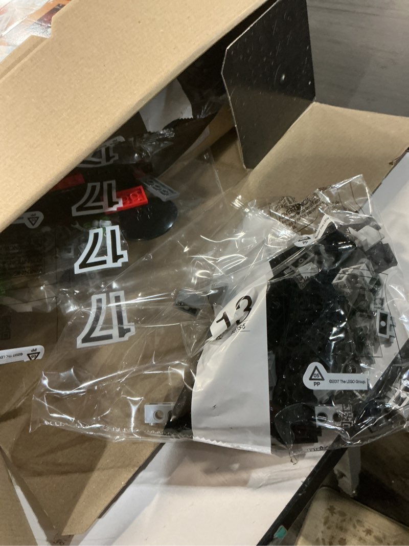 Condition photo showing Good Condition for LEGO Star Wars The Dark Falcon Buildable Starship, Star Wars Toy Vehicle Set for Boys and Girls, Collectible Millenium Falcon Toy with 6 Star Wars Minifigures, Birthday Gift for Kids or Any Fan, 75389