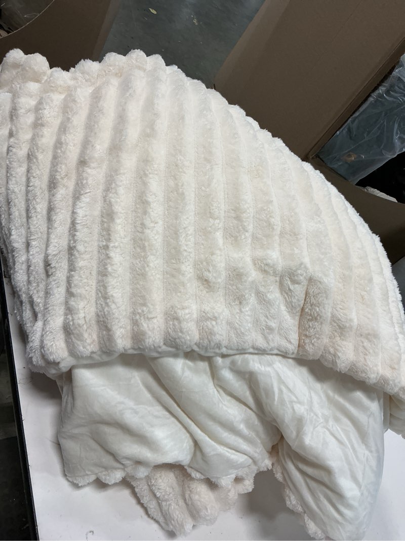 Condition photo showing As Is for BEDELITE Fleece Full Comforter Set -Super Soft & Warm Fluffy Cream White Bedding, Luxury Fuzzy Heavy Bed Set for Winter with 2 Pillow Cases Cream White Full