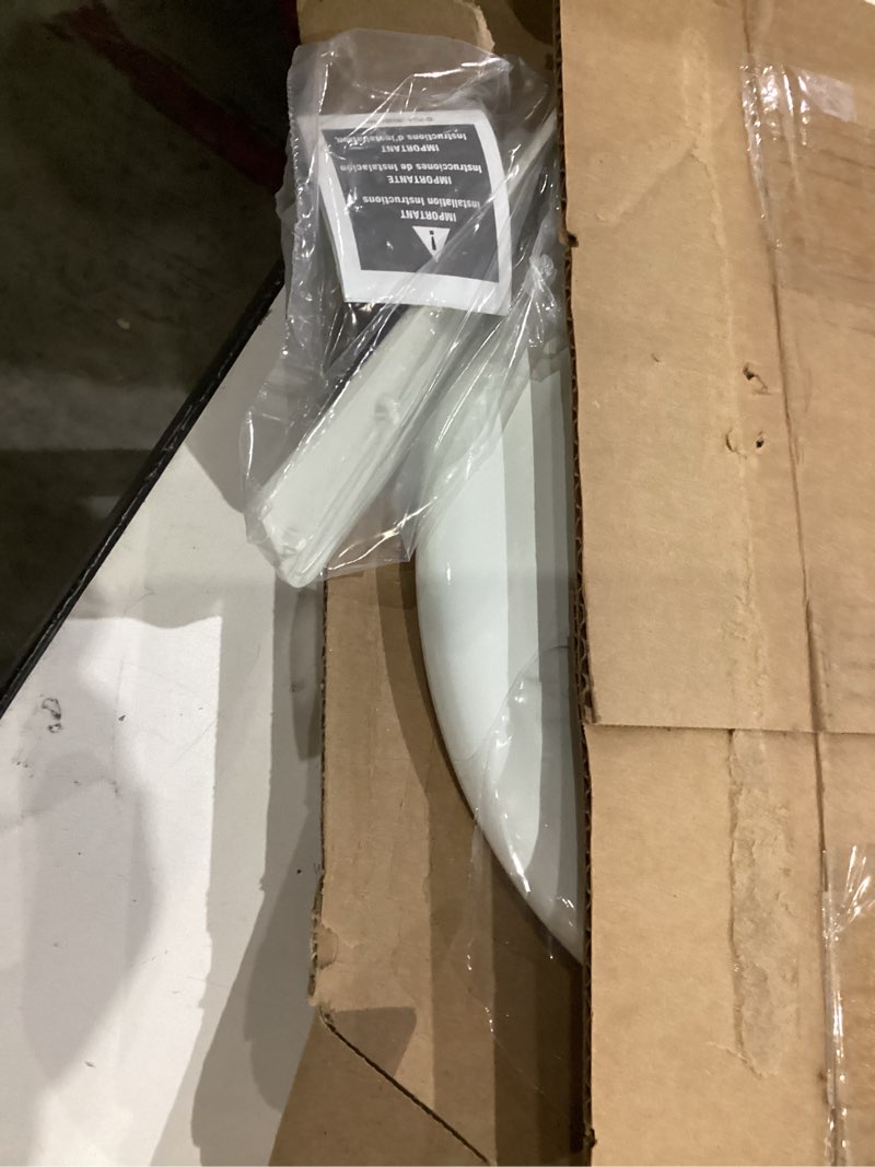 Condition photo showing Good Condition for mayfair ashton easy to clean single hinge toilet seat, modern slow close wood toilet seat, made in usa, elongated, white elongated modern hinge