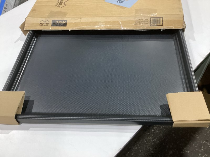 Condition photo showing Good Condition for replacement dog crate pan for midwest and new world dog crate black 29.6"l x 20.9"w x 1.0"h