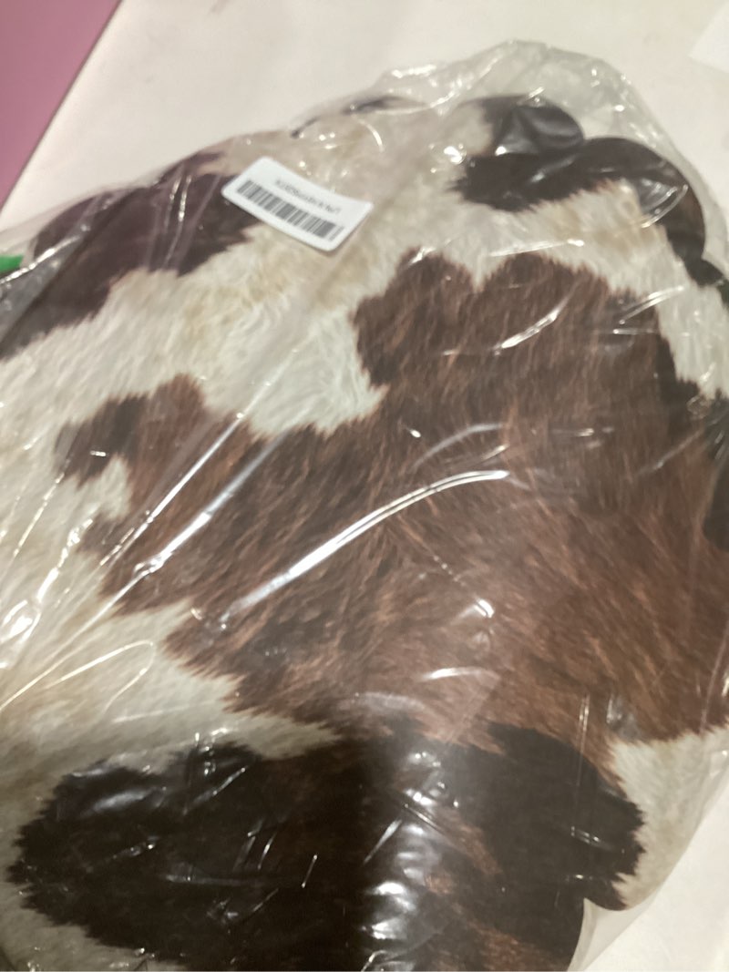 100 Pcs Cow Paper Placemats 13.5 Inches Scalloped Western Placemats Disposable Brown and White Cowhi