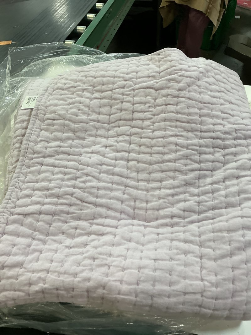 Condition photo showing Good Condition for european linen cotton stitch quilt, orchid,full/queen
