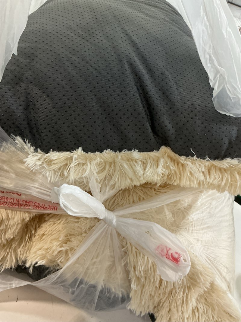 Condition photo showing As Is for EHEYCIGA Fluffy Dog Crate Bed for Extra Large Dogs, Plush Faux Fur Crate Pad, Calming Anti Anxiety XL Dog Bed, Washable Soft Warm Mat with Non-Slip Bottom, Ivory Beige 41.3 x 27.5 Ivory Beige