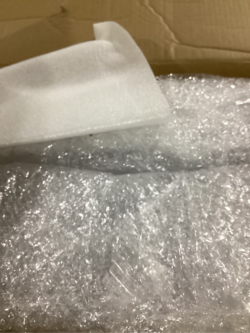 Condition photo showing Good Condition for Tioncy 12 Pcs 6'' x 6'' Clear Square Vase Acrylic Cube Flower Plastic Vases Bulk for Centerpieces Succulent Pots Planters for Plant Wedding Home Office Floral Decor