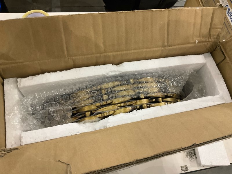 Condition photo showing New/Like New for MAONAME 14" Antique Gold Charger Plates with Embossed Rims, Set of 6, Plastic Plate Chargers for Dinner Plates, Table Setting 14" Antique Gold Set of 6