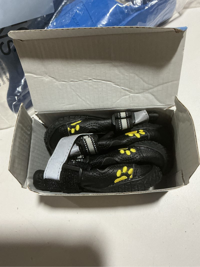 Condition photo showing Good Condition for qumy dog shoes for large dogs, medium dog boots & paw protectors for winter snowy day, summer hot pavement, water-resistant in rainy weather, outdoor walking, indoor hardfloors skid-resistant sole black size 5: 2.4''x2.8''(w*l) (pack of 4)