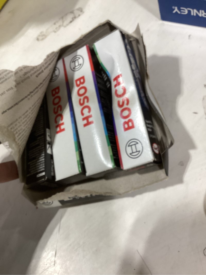 Condition photo showing New/Like New for bosch 6728 oe fine wire platinum spark plug - pack of 4